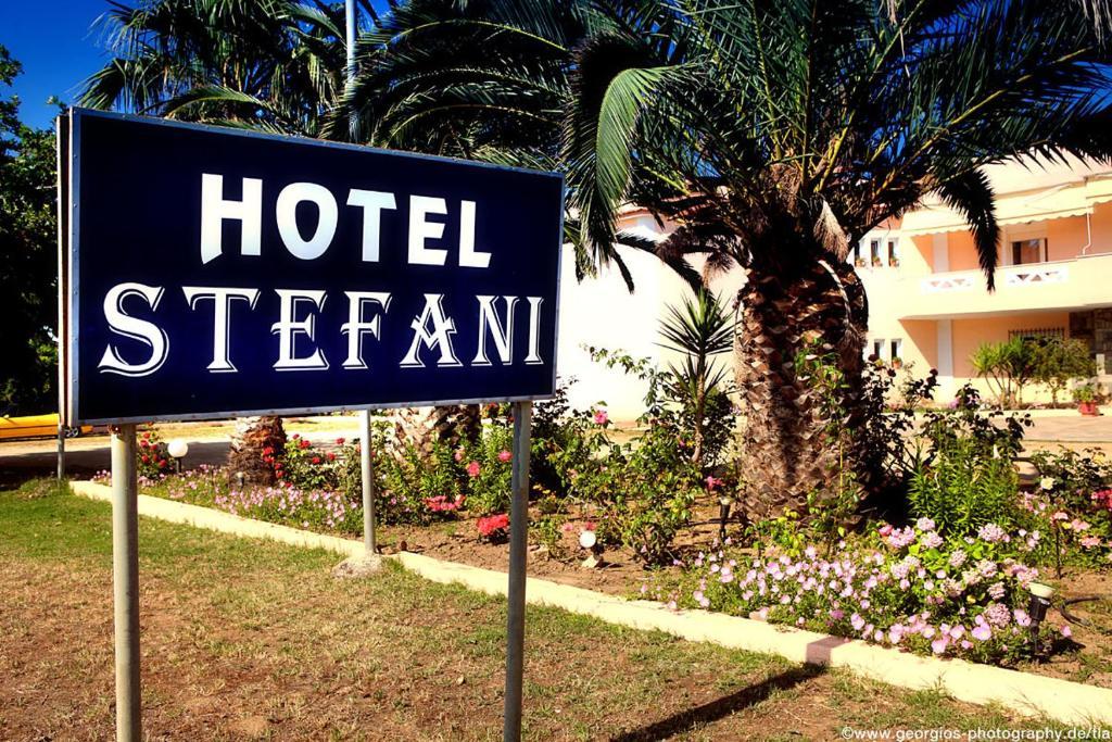 Hotel Stefani サルティ エクステリア 写真