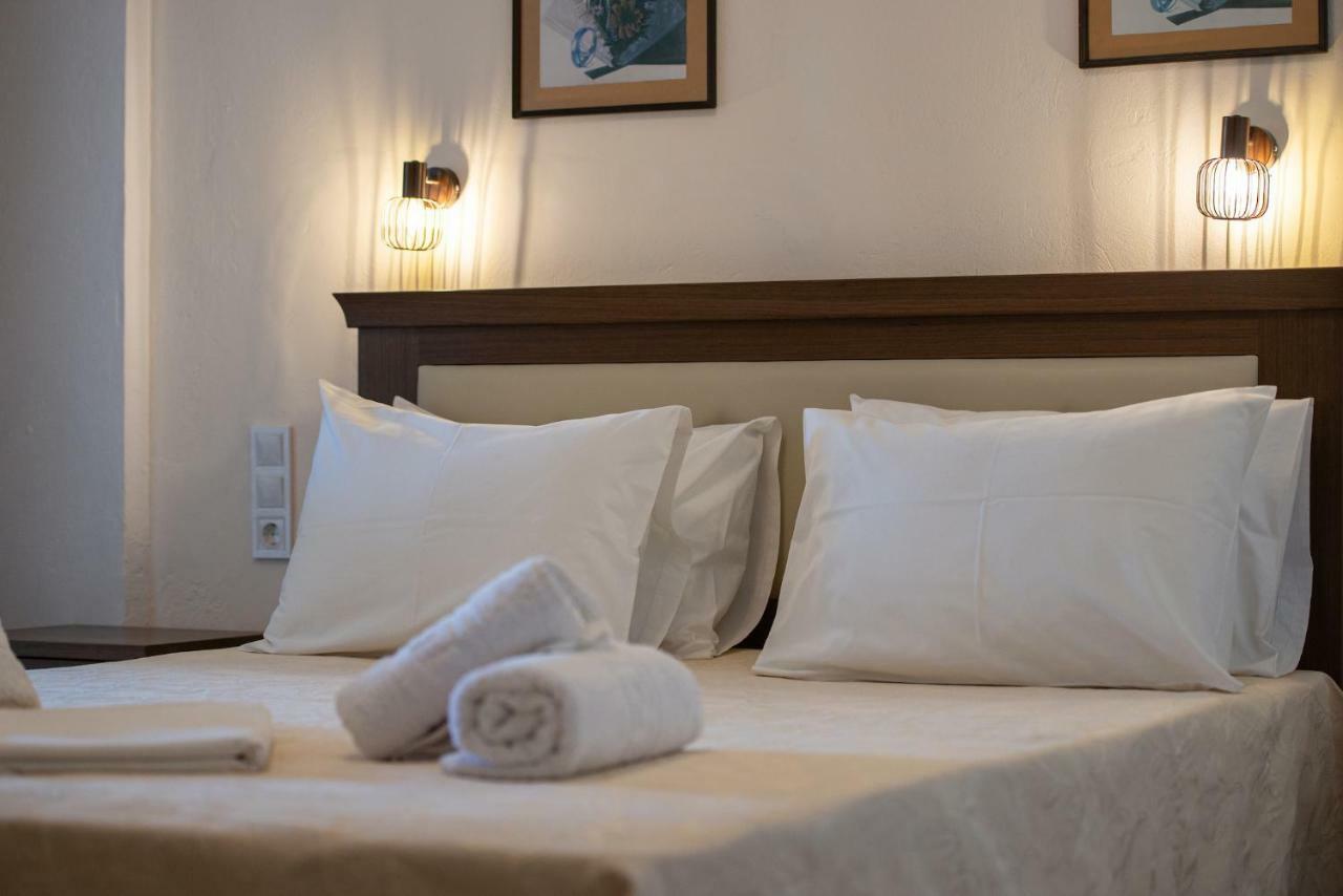 Hotel Stefani サルティ エクステリア 写真