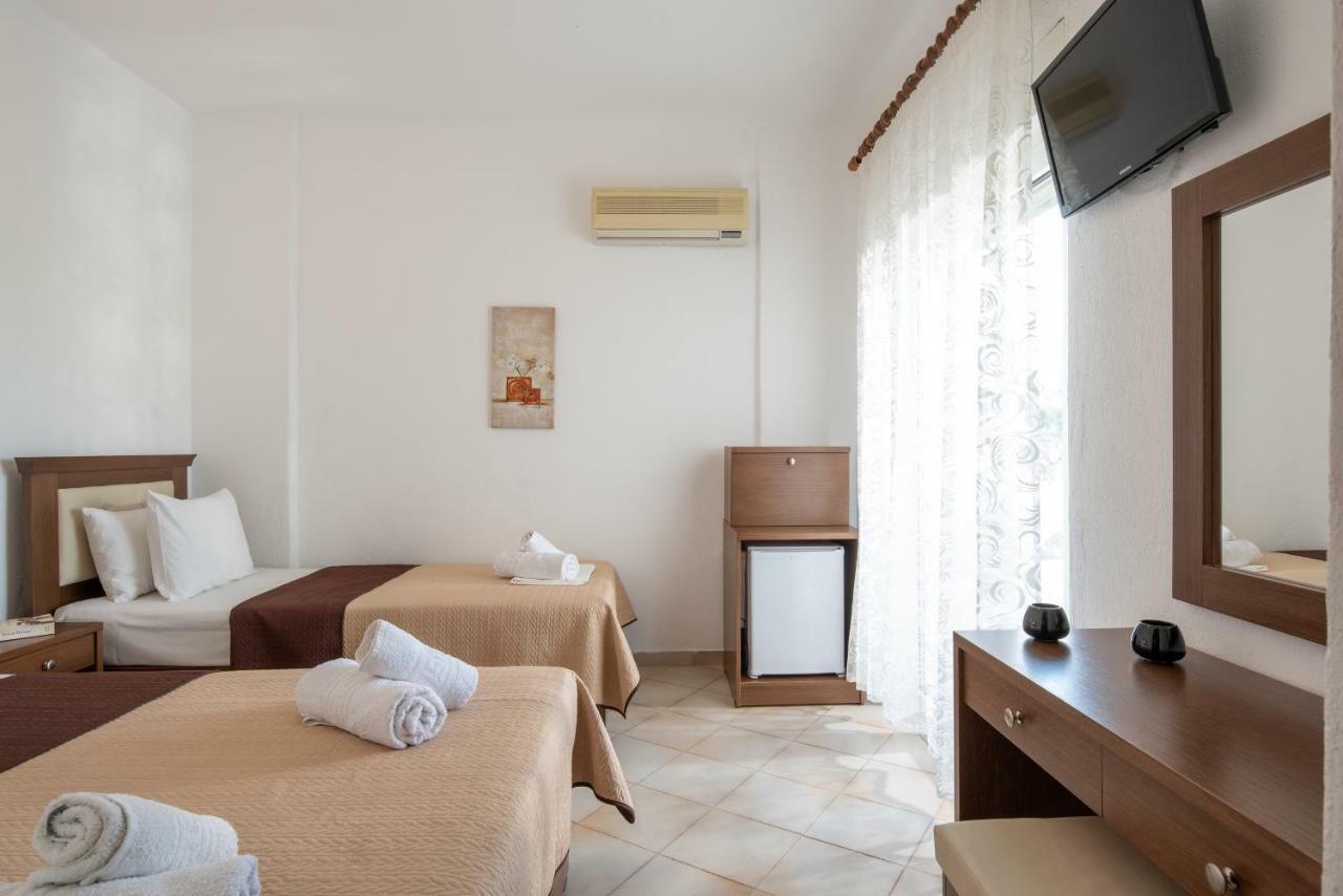 Hotel Stefani サルティ エクステリア 写真