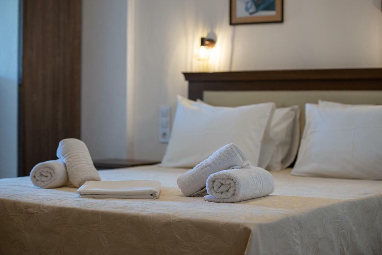 Hotel Stefani サルティ エクステリア 写真